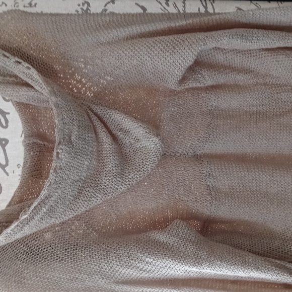 New Without Tags Sweater with Hood - Picture 4 of 5